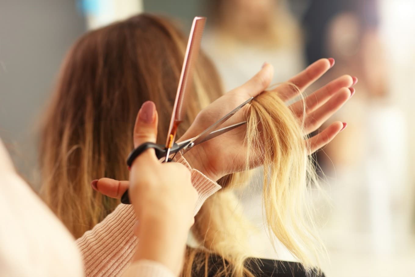Richten Sie Ihr Studio ein mit stilvoller Fußpflege Einrichtung & professioneller Friseureinrichtung